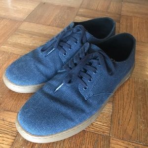 Men’s Cuater Canvas Shoes - Size 10